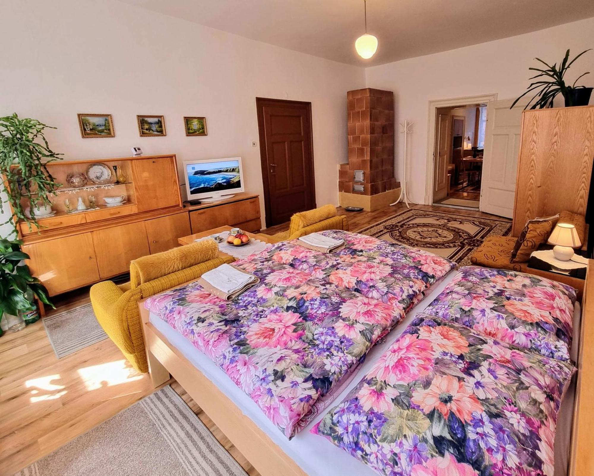 Apartment In A Historical House In The Center Of Levoča Buitenkant foto